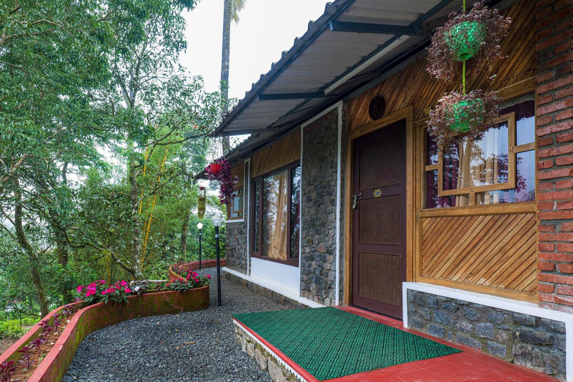 Exotica Holidays Hotel Viripara Exterior foto